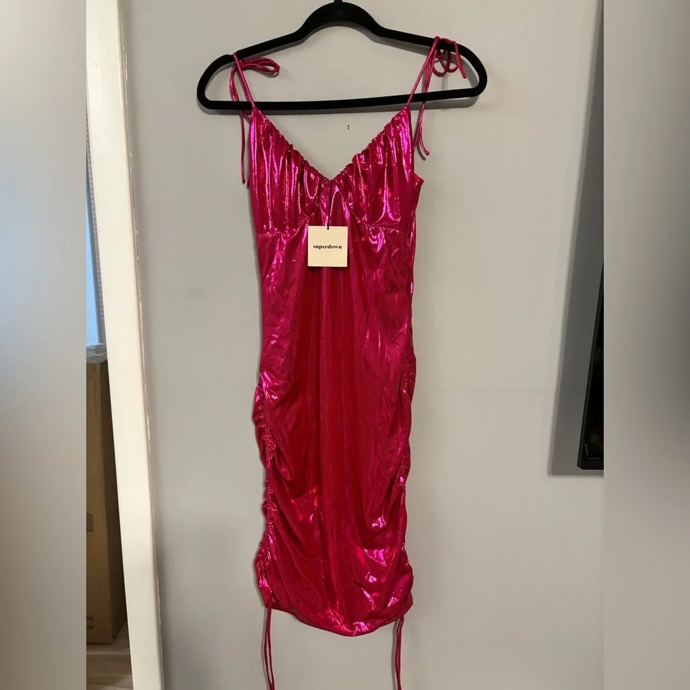 Superdown manuela ruched mini dress size small NWT - Picture 4 of 8